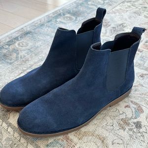 BP. Men’s Navy Chelsea Boots